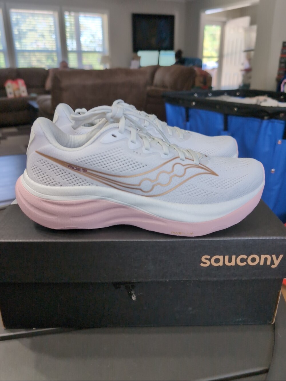 NEW!! Saucony Women's Ride 19 White/Silk Running Shoes Size 8.5